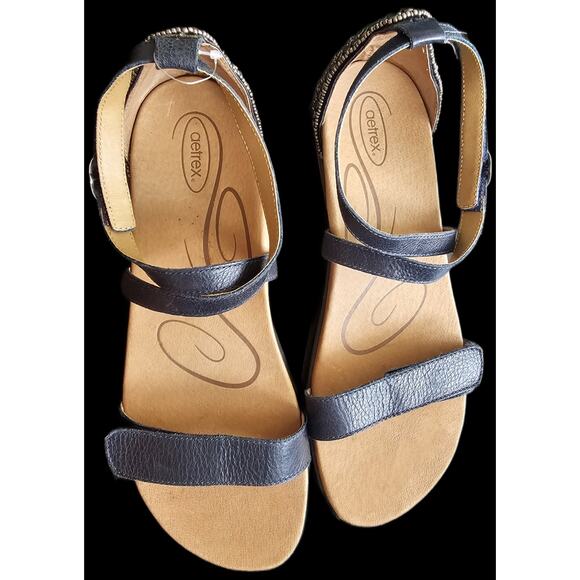 Aetrex Women's Navy Beaded Sandal Size 41 Pre-loved- Great Condition - Picture 2 of 9